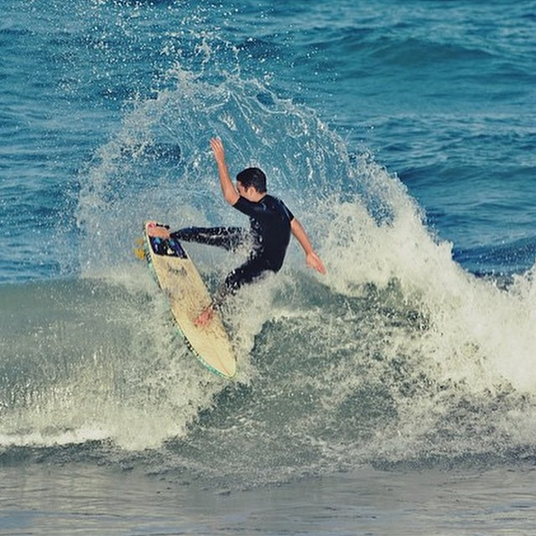 @lostagramsurf