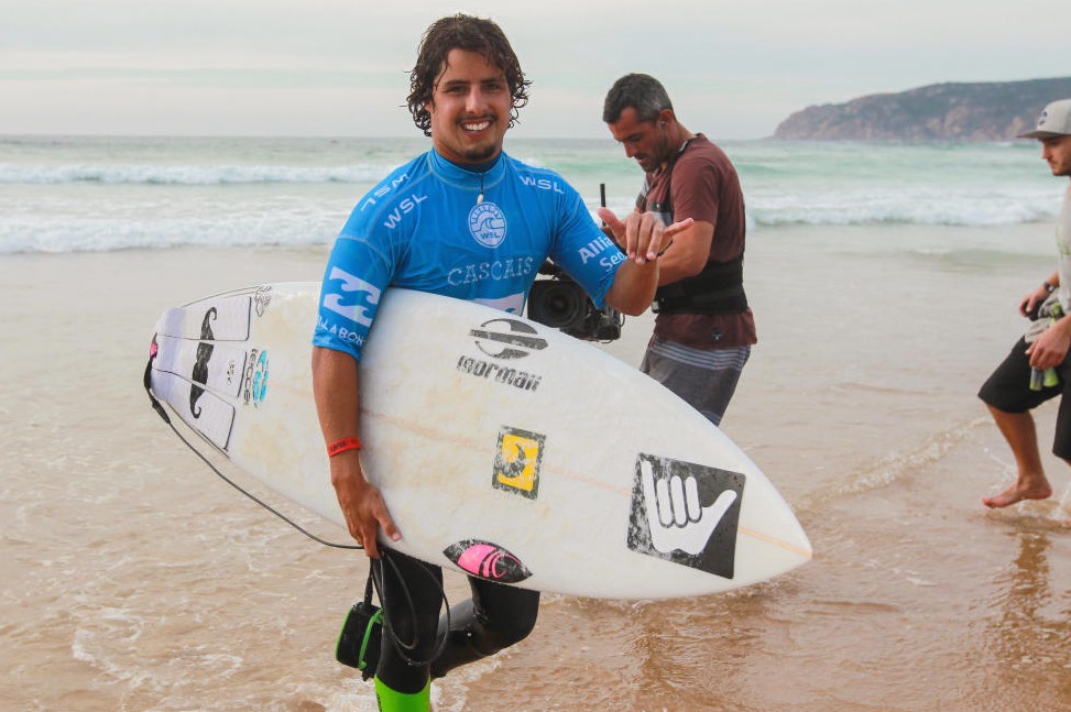 Ian Gouveia at Billabong Pro Cascais | Photo by WSL
